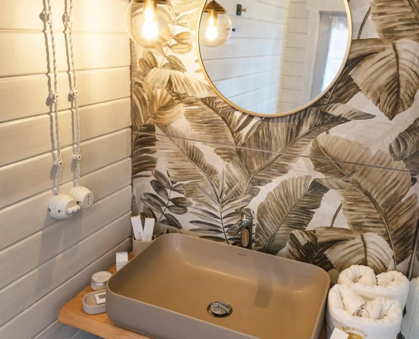 Berenice Glamping Saletto Luxury tent